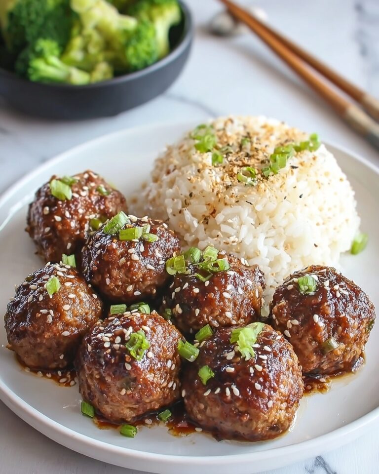 Strawberries & Cream Overnight Oats Recipe