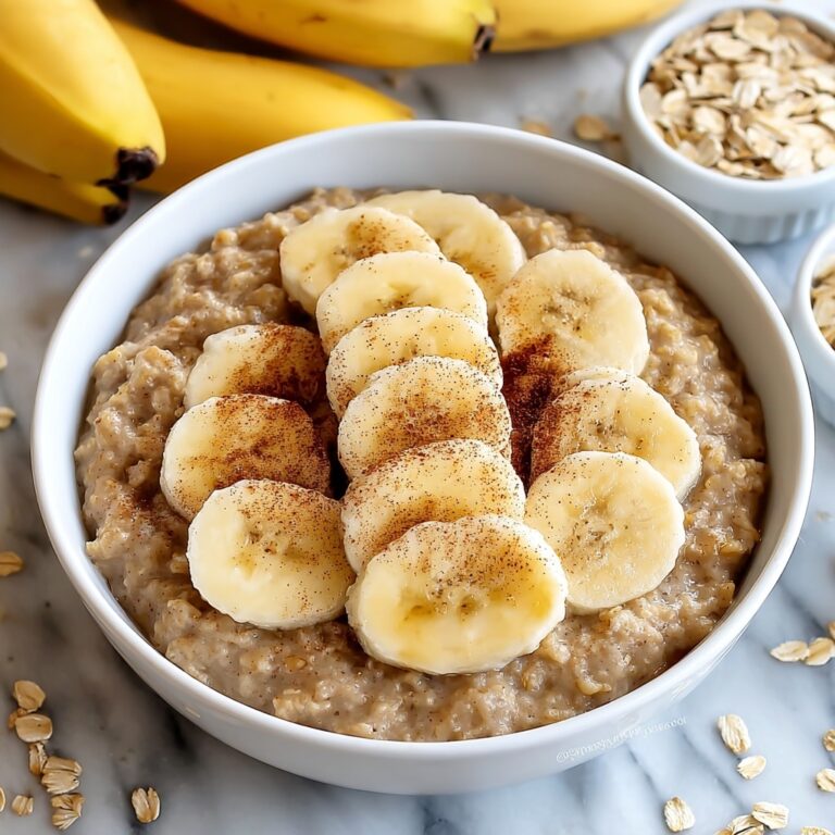 Creamy Banana Oatmeal with Cinnamon and Honey Recipe